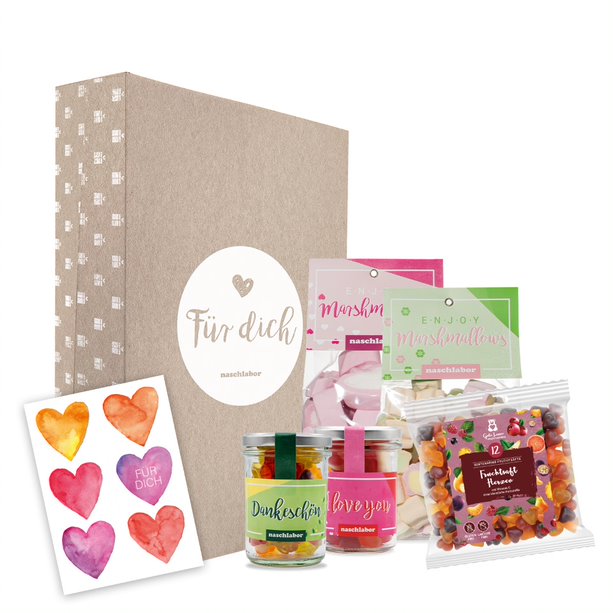 Love Box groß mit Fruchtgummis und Marshmallows inkl. Goldbek Karte